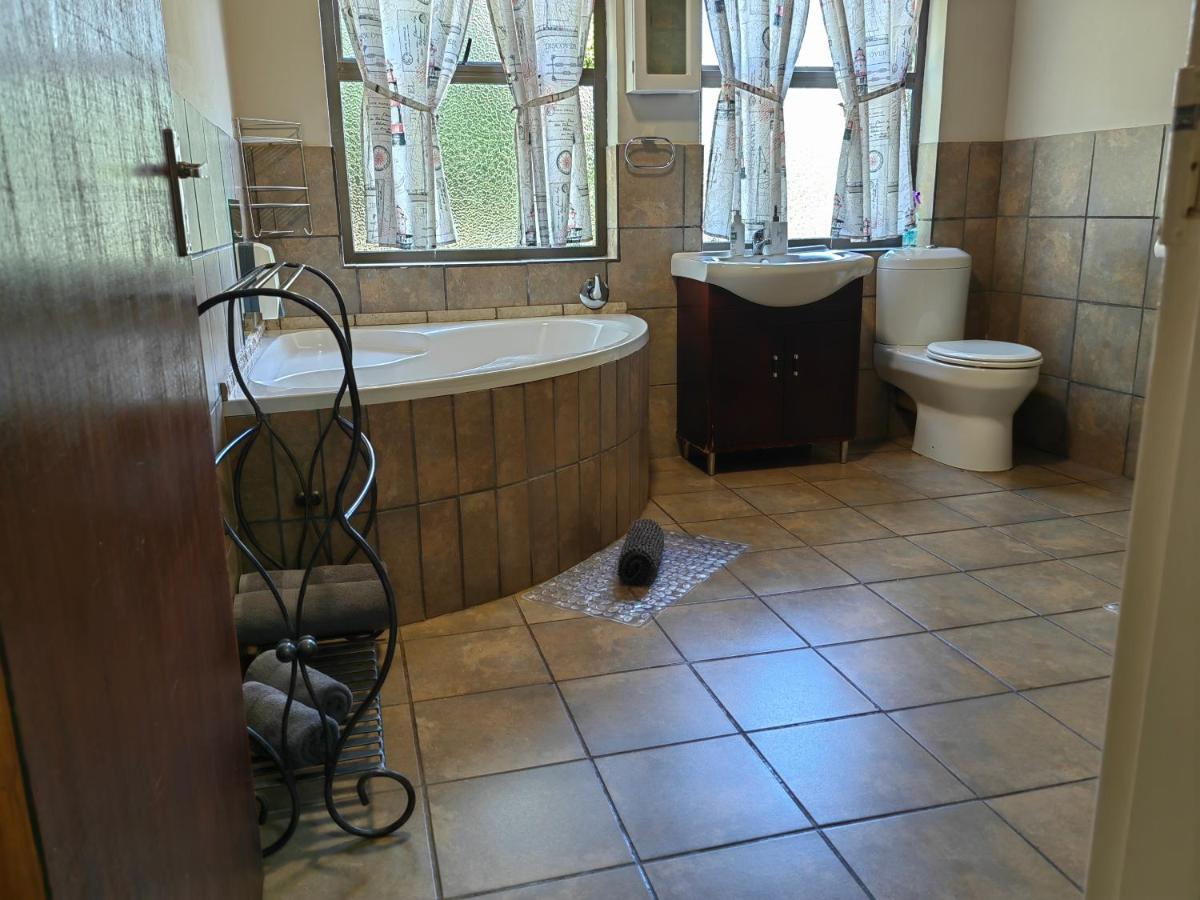 Mountain Valley Stay - Unit 4 Νέλσπρουιτ Εξωτερικό φωτογραφία